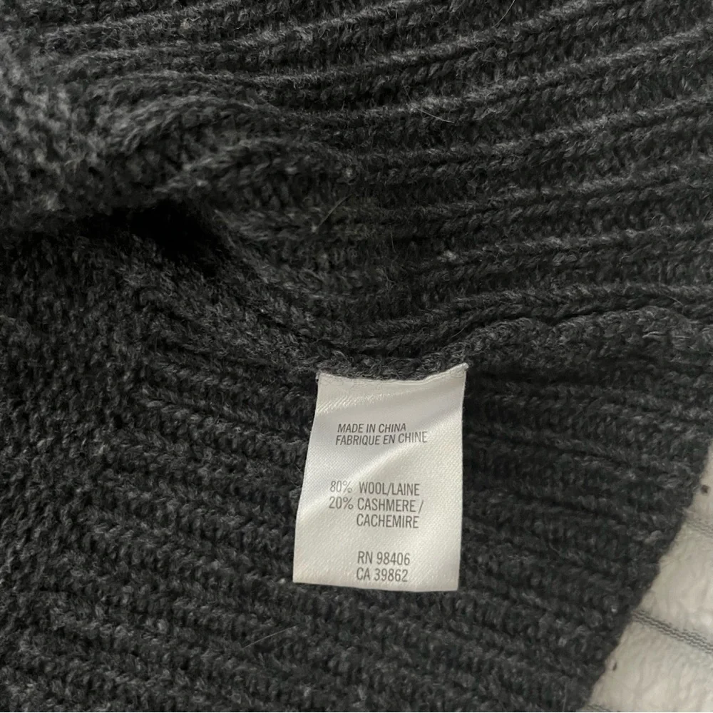 Theory Grey Long Sweater - Picture 7 of 9